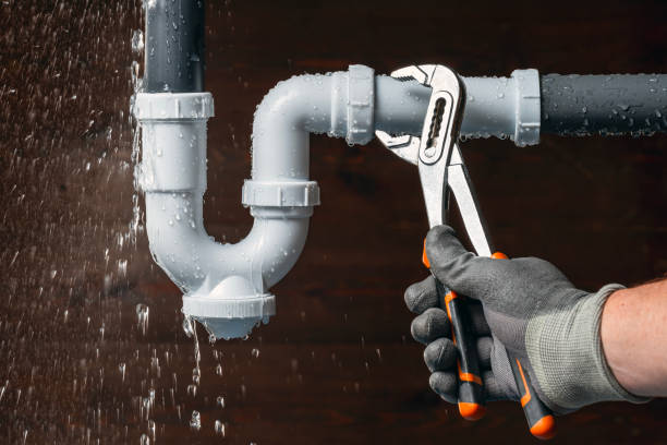 Professional Drain Cleaning technician working in Sandoval, IL